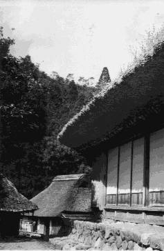 草分けの筒井正吉氏宅