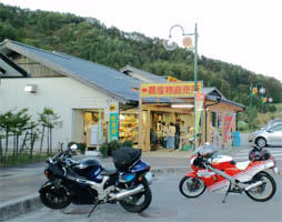 �Ђ܂��s��