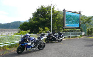 �r���_��