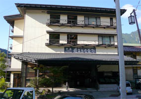 �䍂����y��