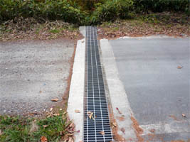 �������ƕܑ��H�̋���