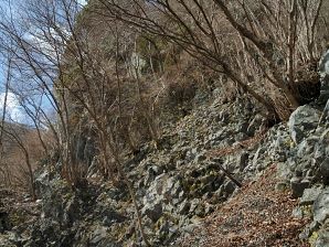 写真6 鉱山跡 写真6
