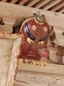 写真7 拝殿にて 写真7