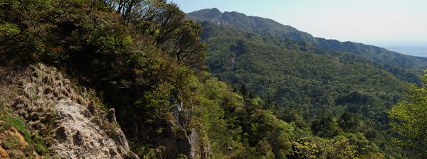 写真1 中峠から釈迦ヶ岳 写真1