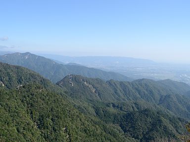 写真5 釈迦ヶ岳・多度山 写真5