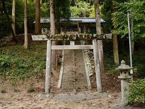 写真2 小岸大神社・拝殿 写真2