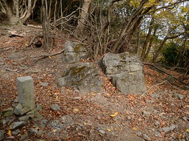 写真9 天狗の腰掛け(七五三懸岩) 写真9