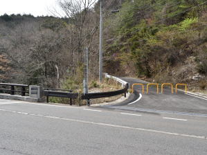 写真1 旧道入口 写真1