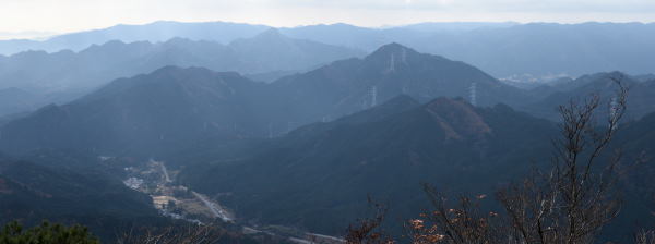 写真5 北休石、仏ヶ平、錫杖ヶ岳 写真5 北休石、仏ヶ平、錫杖ヶ岳