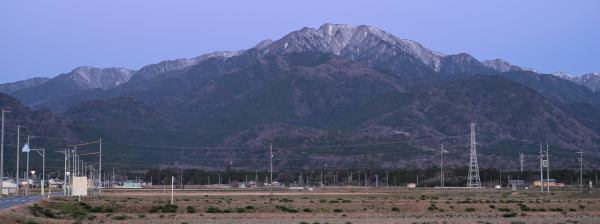 写真1 釈迦ヶ岳 写真1 釈迦ヶ岳