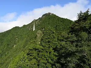 写真3 中道5合目から御在所岳 写真3 中道5合目から御在所岳