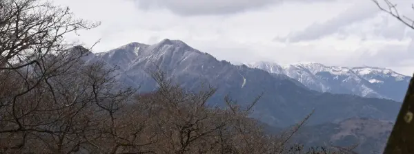 写真2 釈迦ヶ岳・竜ヶ岳 写真2 釈迦ヶ岳・竜ヶ岳