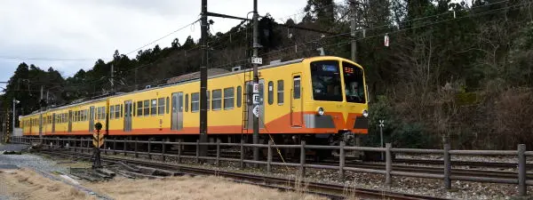 写真2 三岐鉄道・西藤原駅にて 写真2 三岐鉄道・西藤原駅にて