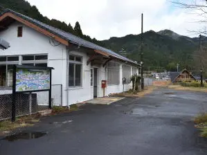 写真1 加太駅 写真1 加太駅